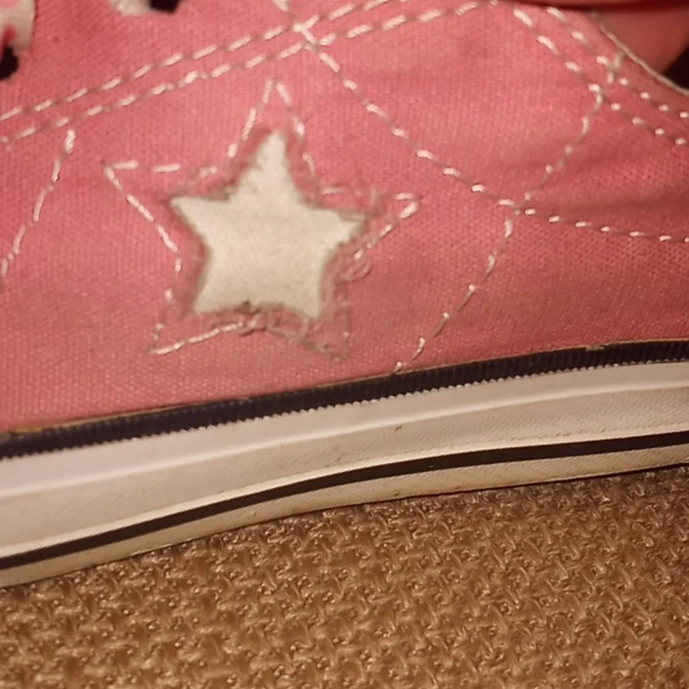 Converse one star